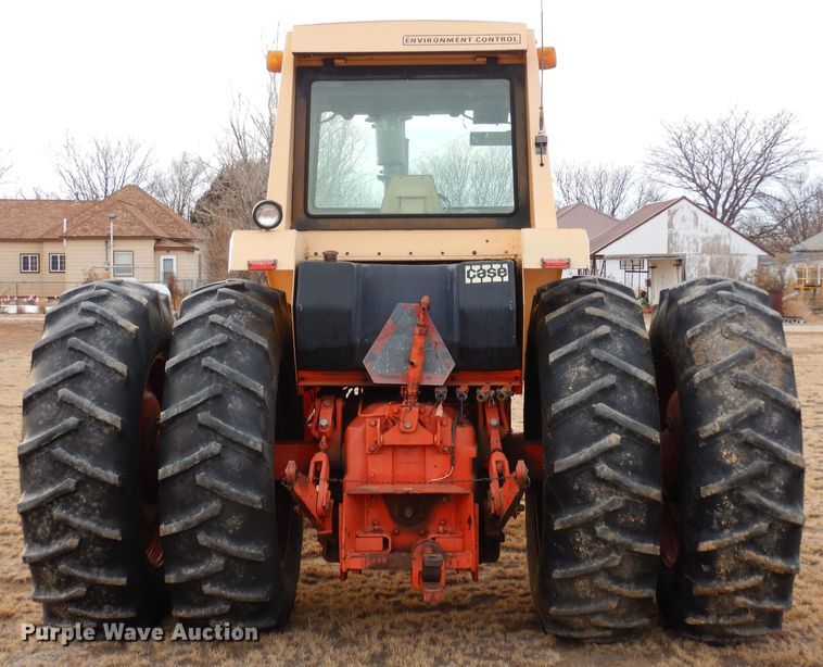 image for item DF8285 1973 Case 1370  tractor