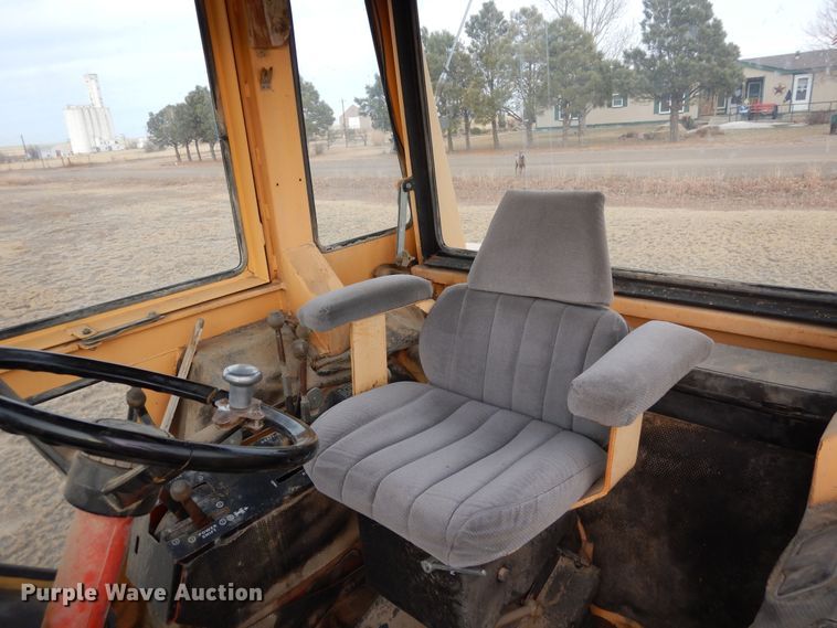 image for item DF8285 1973 Case 1370  tractor