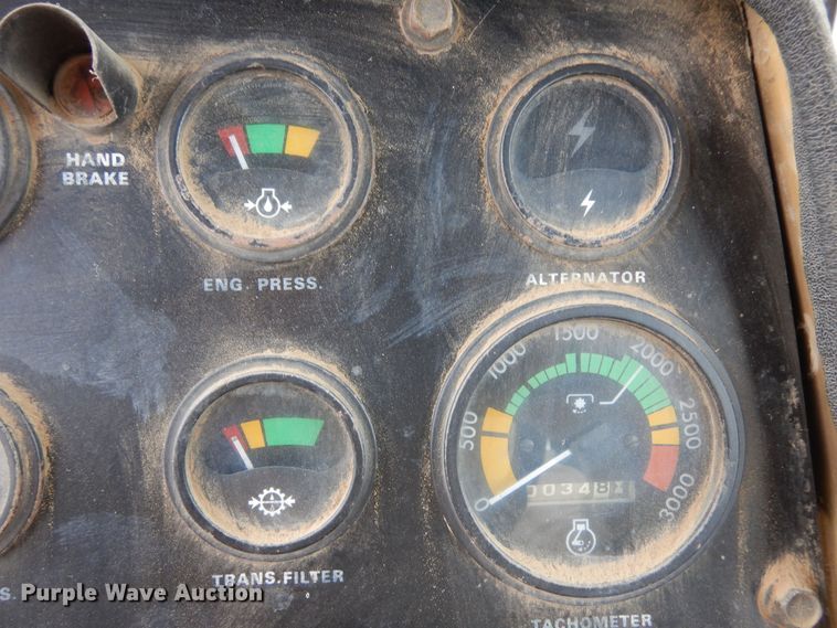 image for item DF8285 1973 Case 1370  tractor