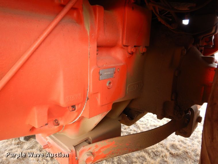 image for item DF8285 1973 Case 1370  tractor