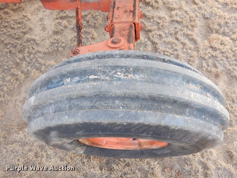 image for item DF8285 1973 Case 1370  tractor