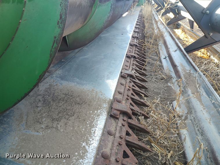 image for item DK7144 John Deere 930  rigid head