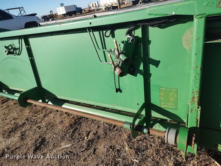 image for item DK7144 John Deere 930  rigid head