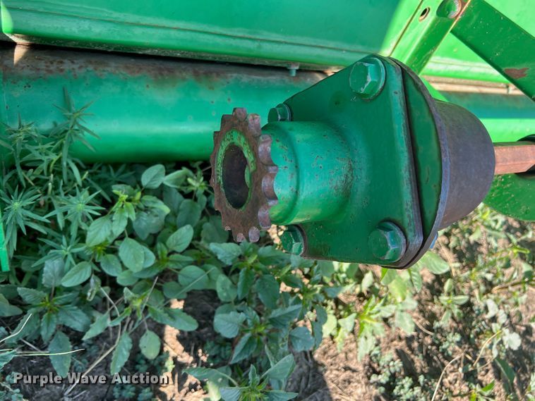 image for item DK7144 John Deere 930  rigid head