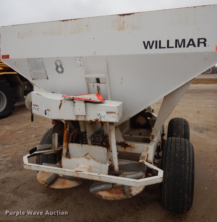 image for item DK7563 Willmar Super 500  spreader