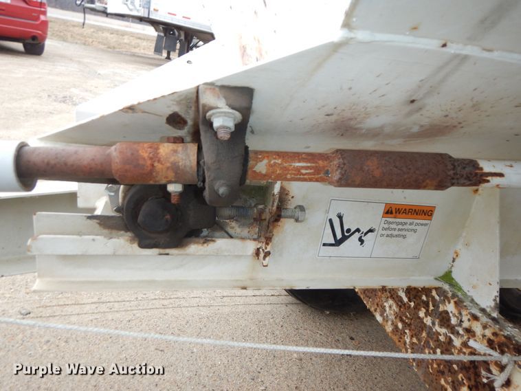 image for item DK7563 Willmar Super 500  spreader