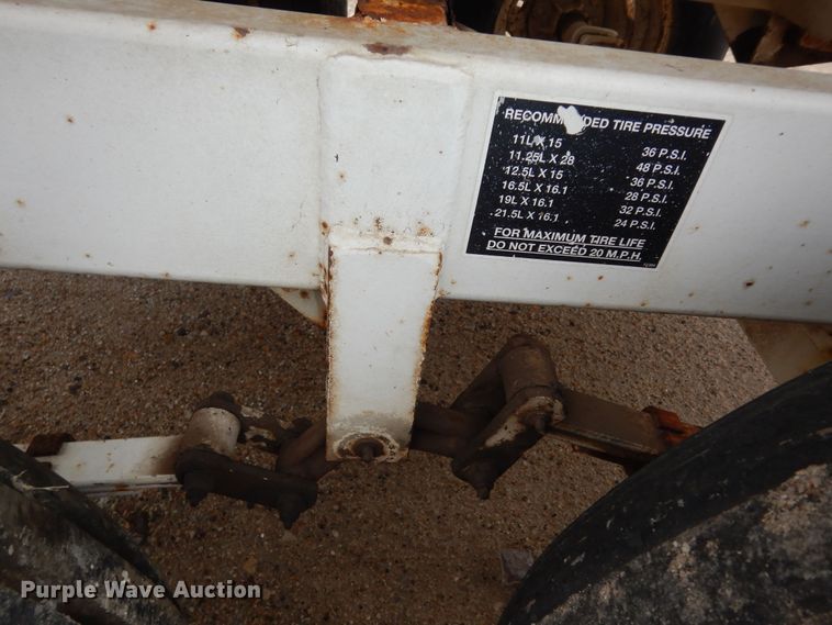 image for item DK7563 Willmar Super 500  spreader