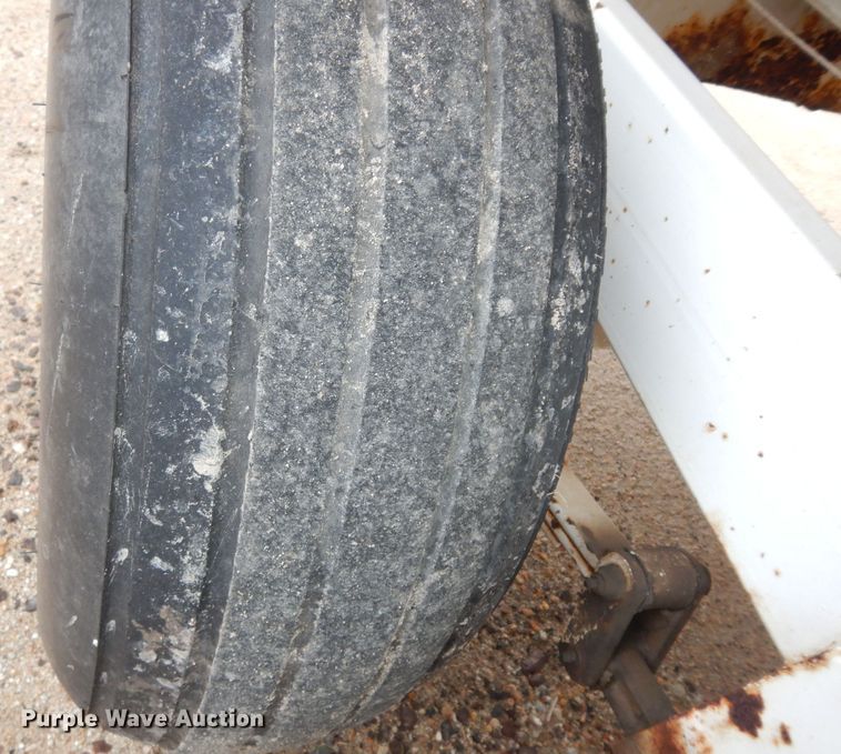 image for item DK7563 Willmar Super 500  spreader