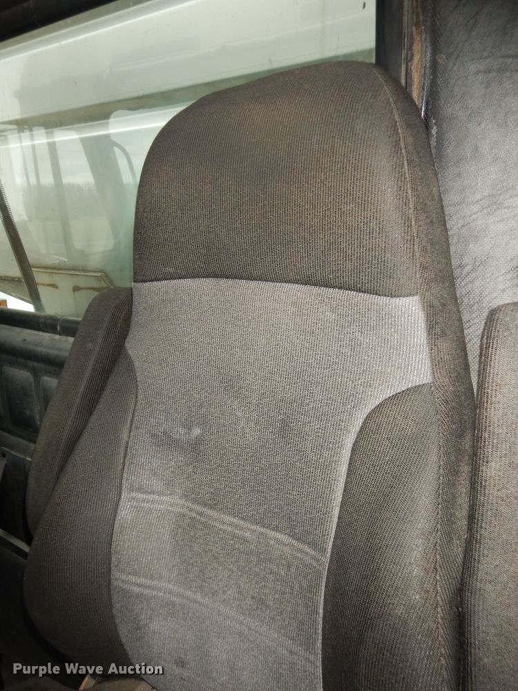 image for item DK7565 2000 Mack CH613 fertilizer delivery truck