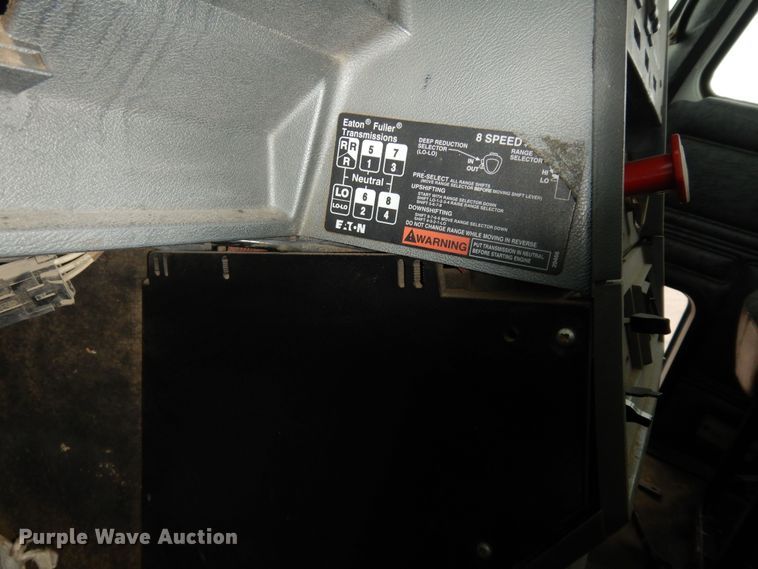 image for item DK7565 2000 Mack CH613 fertilizer delivery truck