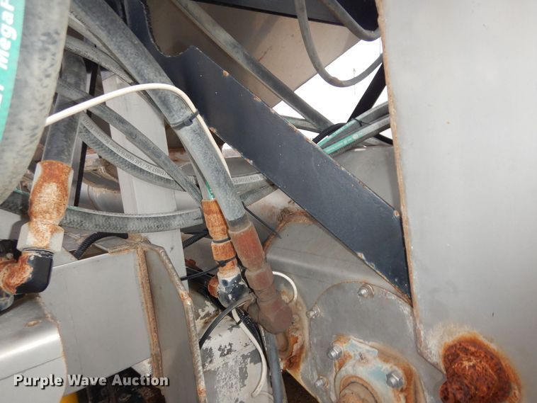 image for item DK7565 2000 Mack CH613 fertilizer delivery truck