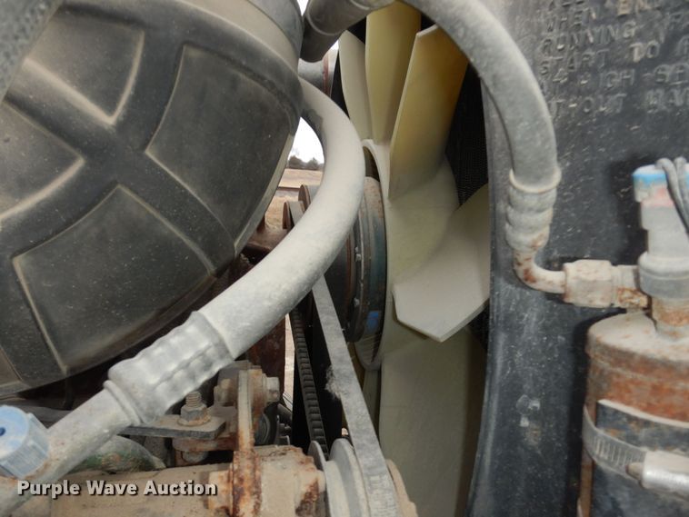 image for item DK7565 2000 Mack CH613 fertilizer delivery truck