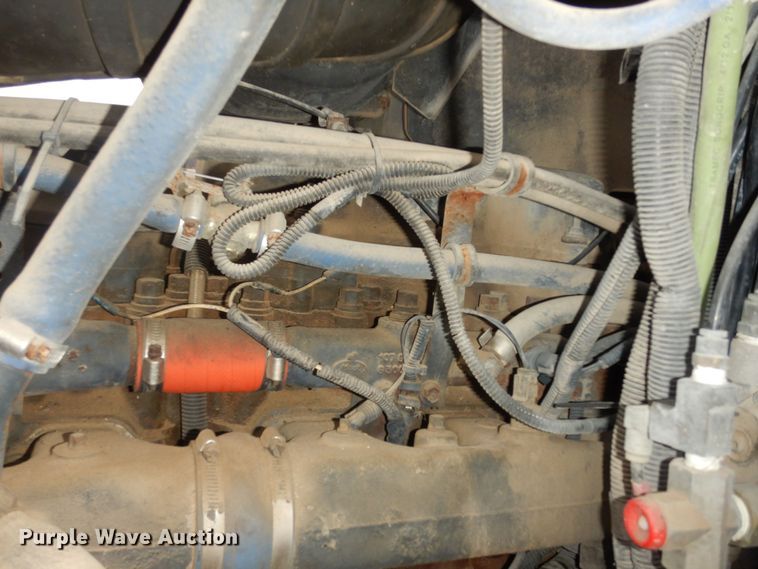 image for item DK7565 2000 Mack CH613 fertilizer delivery truck