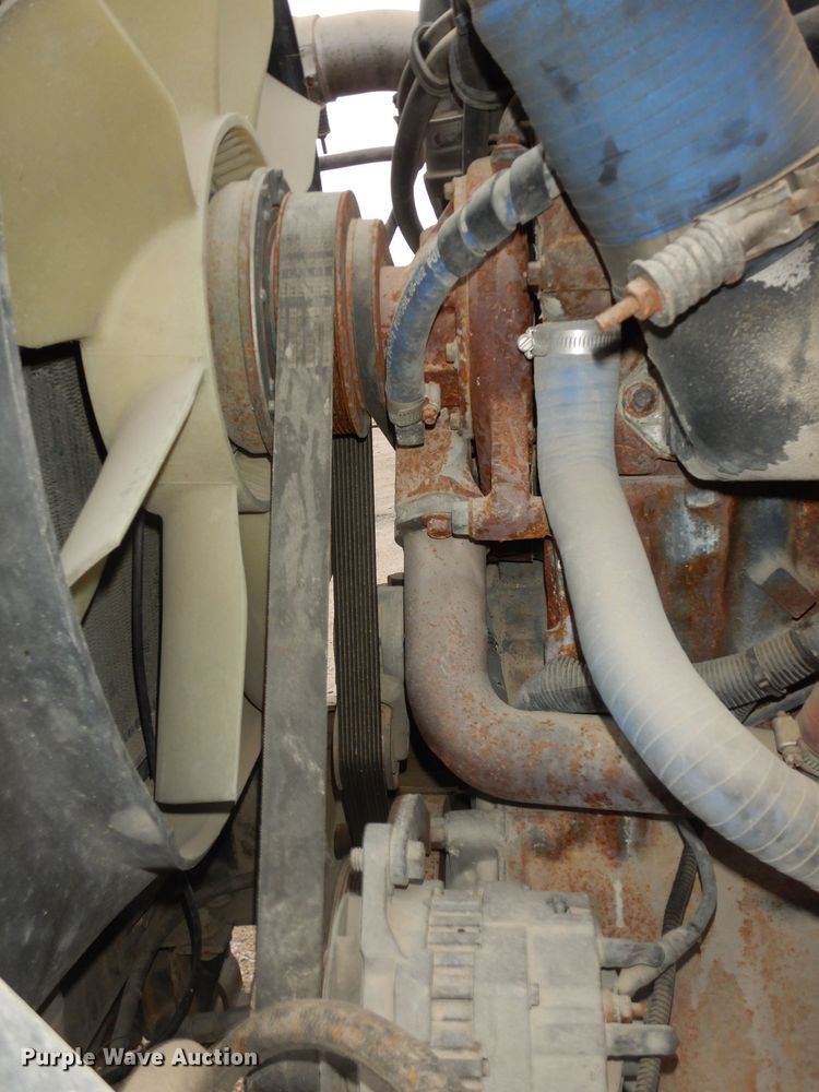 image for item DK7565 2000 Mack CH613 fertilizer delivery truck