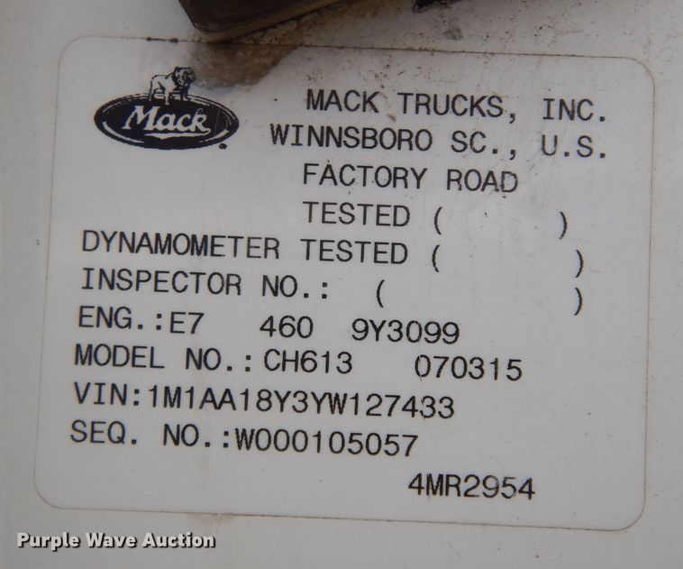 image for item DK7565 2000 Mack CH613 fertilizer delivery truck