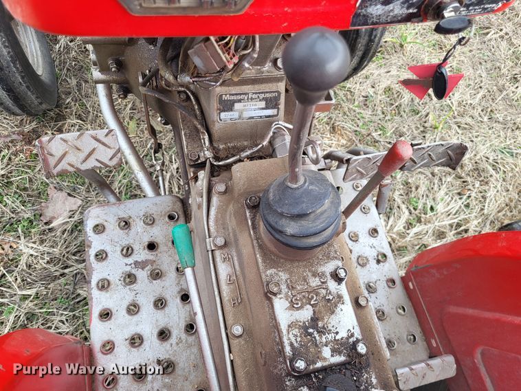 image for item DO3533 Massey Ferguson 210  tractor