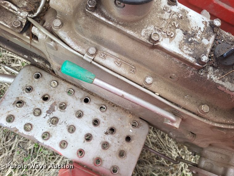 image for item DO3533 Massey Ferguson 210  tractor