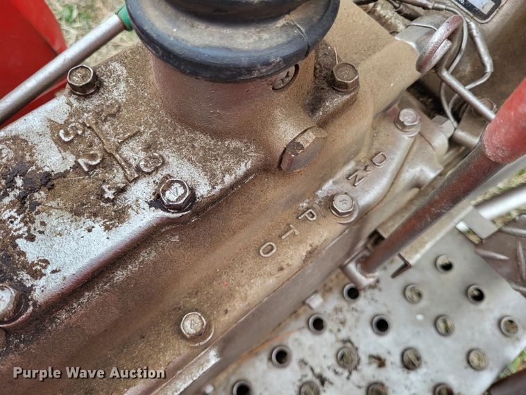 image for item DO3533 Massey Ferguson 210  tractor