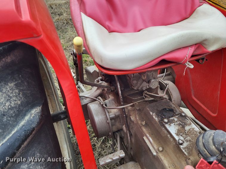 image for item DO3533 Massey Ferguson 210  tractor