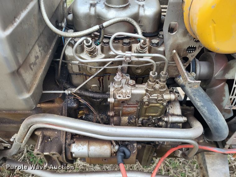 image for item DO3533 Massey Ferguson 210  tractor