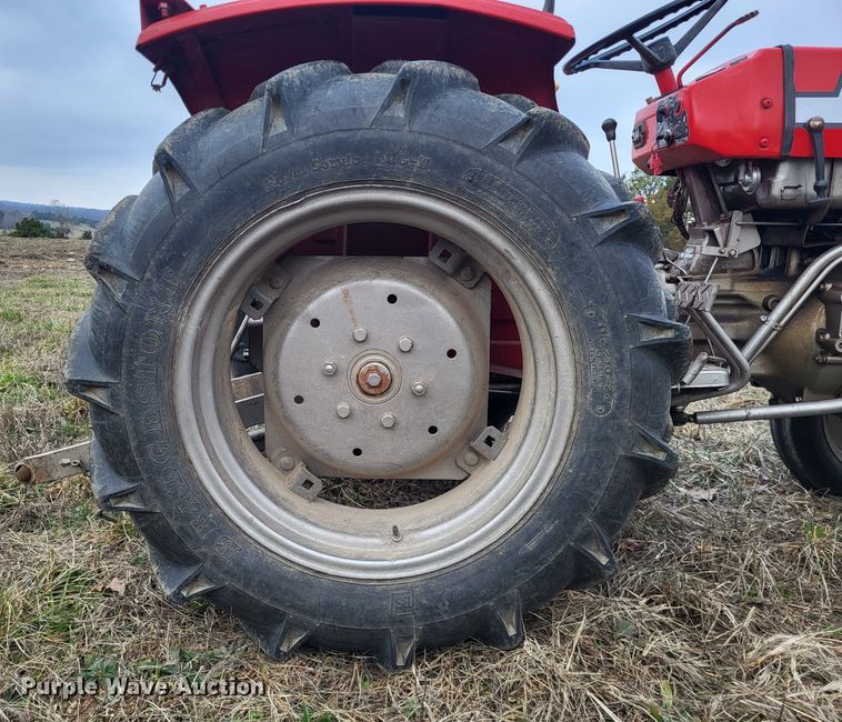 image for item DO3533 Massey Ferguson 210  tractor