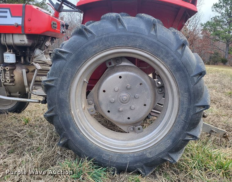 image for item DO3533 Massey Ferguson 210  tractor