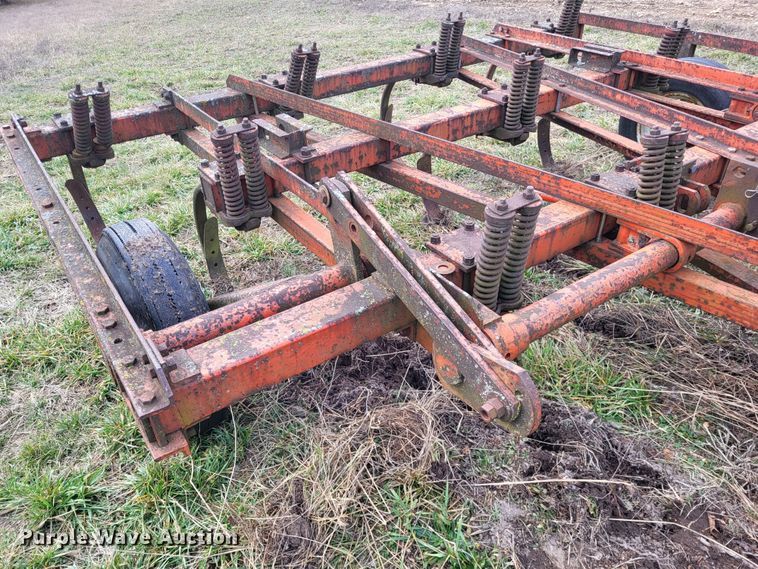 image for item DO3534 Case  chisel