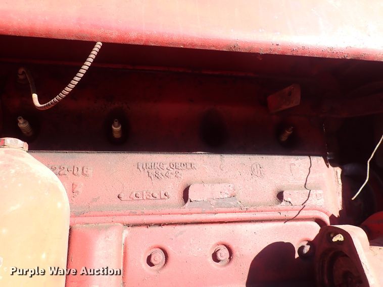 image for item DQ3873 1942 International Harvester Farmall M  tractor