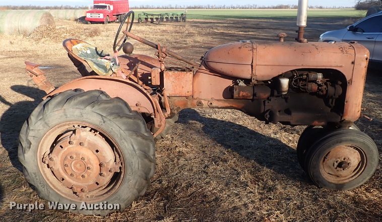 image for item DQ3875 Allis Chalmers CA  tractor