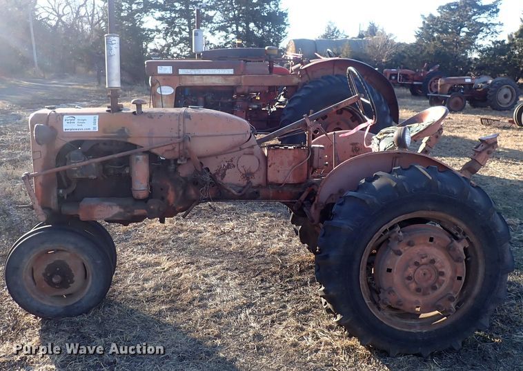 image for item DQ3875 Allis Chalmers CA  tractor