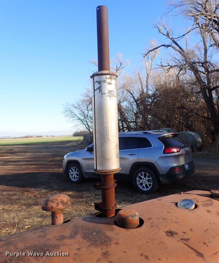 image for item DQ3875 Allis Chalmers CA  tractor