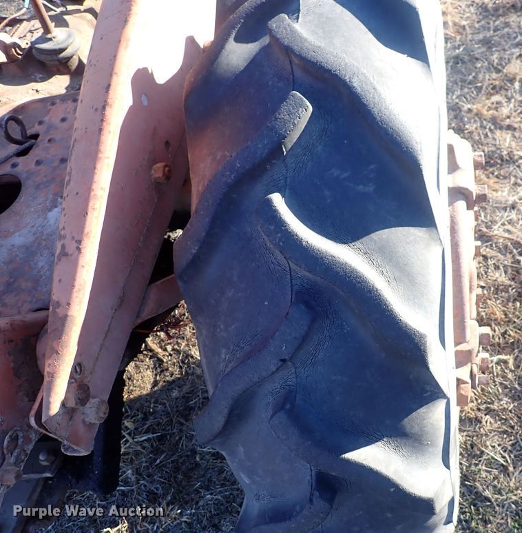 image for item DQ3875 Allis Chalmers CA  tractor