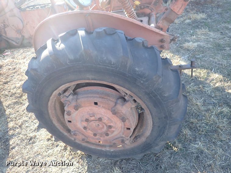 image for item DQ3875 Allis Chalmers CA  tractor