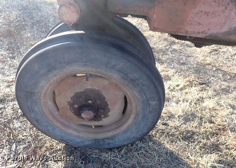 image for item DQ3875 Allis Chalmers CA  tractor