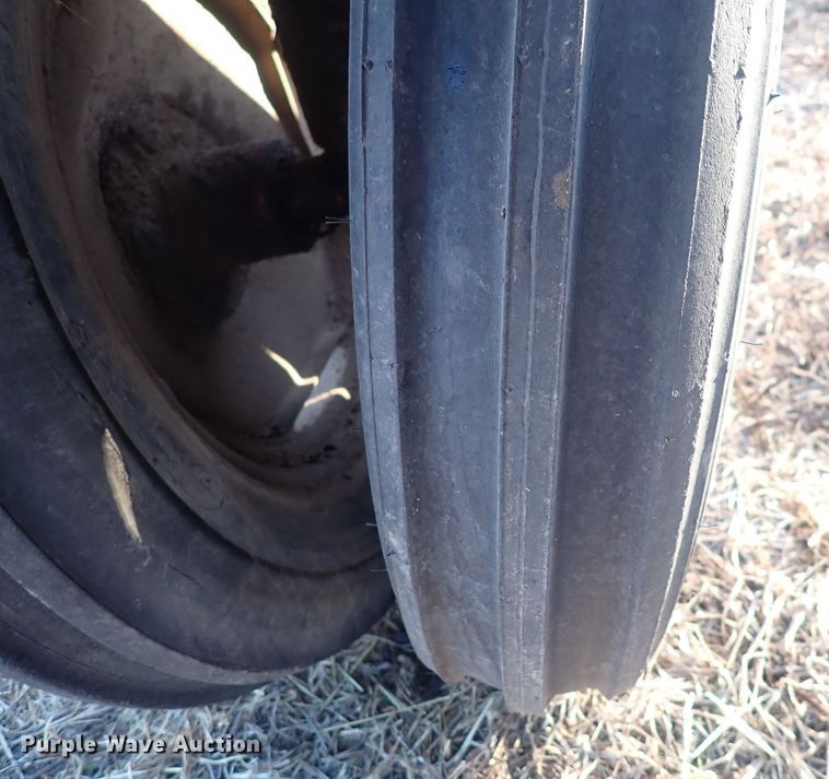 image for item DQ3875 Allis Chalmers CA  tractor