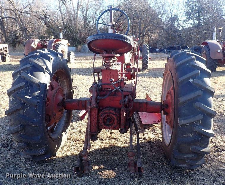 image for item DQ3878 1956 International Harvester McCormick Farmall 400  tractor