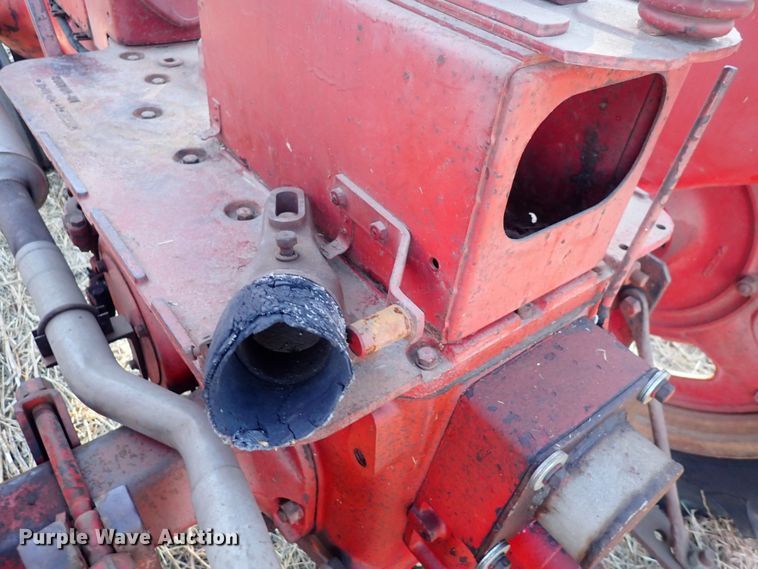 image for item DQ3880 International Harvester Farmall FC  tractor