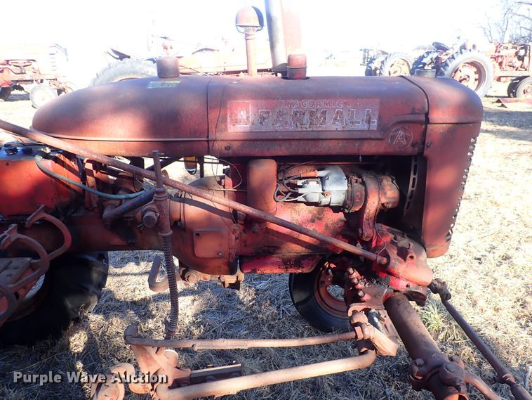 image for item DQ3881 Farmall A  tractor