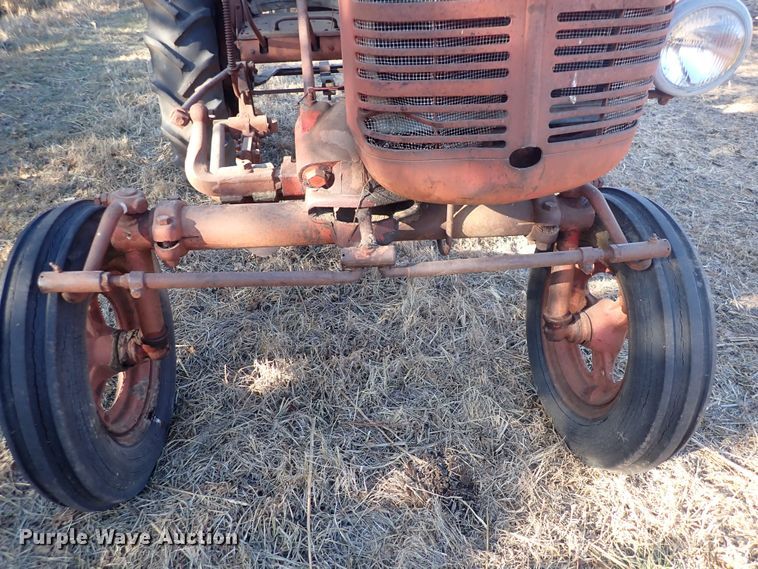 image for item DQ3881 Farmall A  tractor