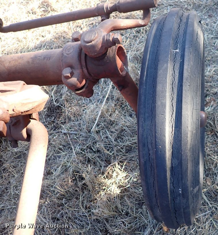 image for item DQ3881 Farmall A  tractor