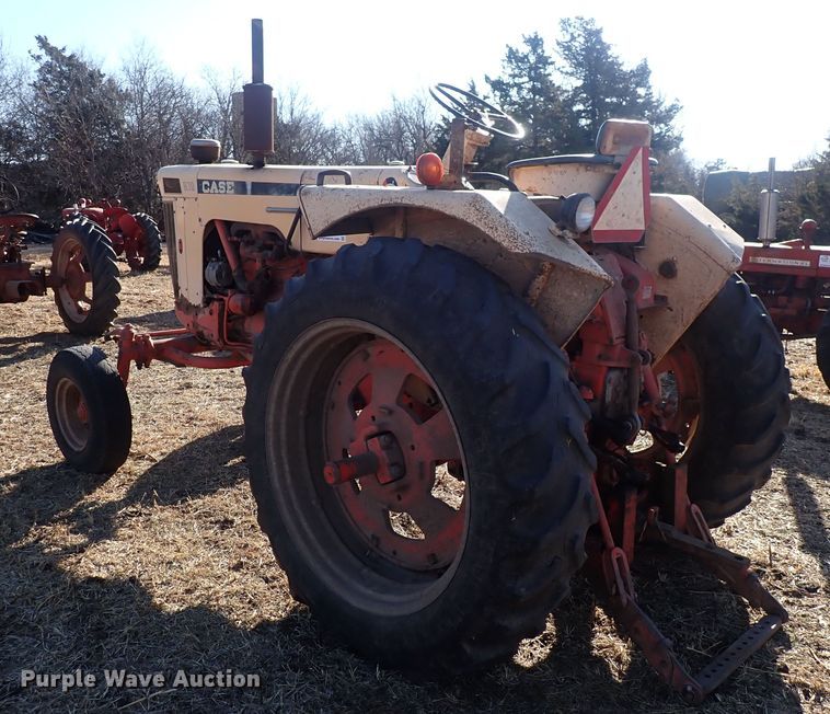 image for item DQ3884 Case 841C  tractor