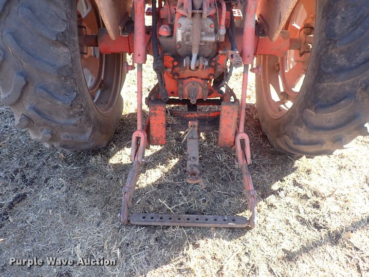 image for item DQ3884 Case 841C  tractor