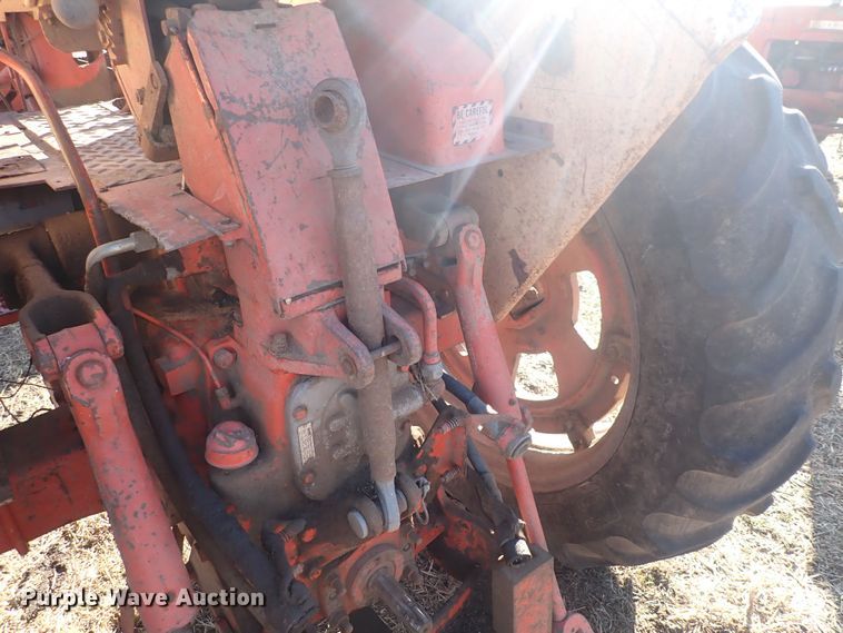 image for item DQ3884 Case 841C  tractor