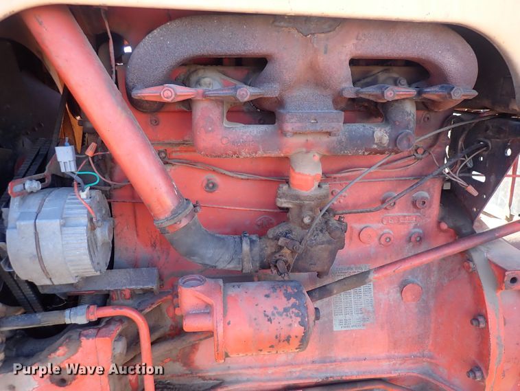 image for item DQ3884 Case 841C  tractor