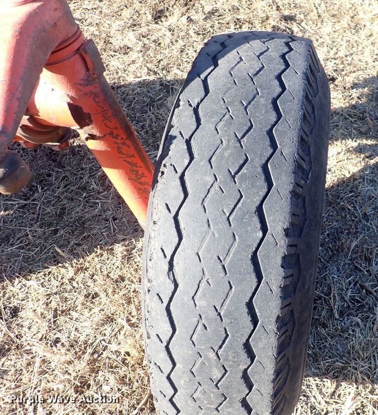 image for item DQ3884 Case 841C  tractor