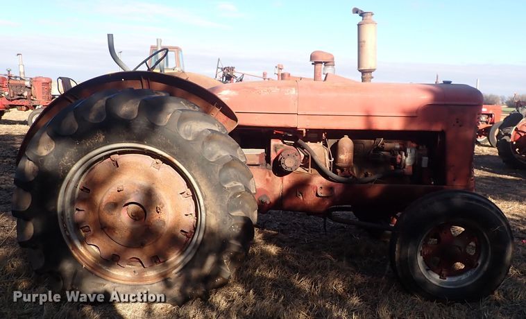 image for item DQ3888 McCormick W9  tractor