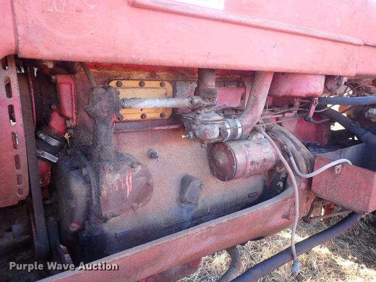 image for item DQ3888 McCormick W9  tractor