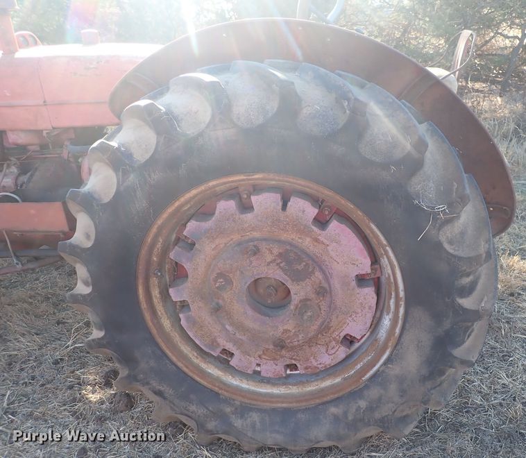 image for item DQ3888 McCormick W9  tractor