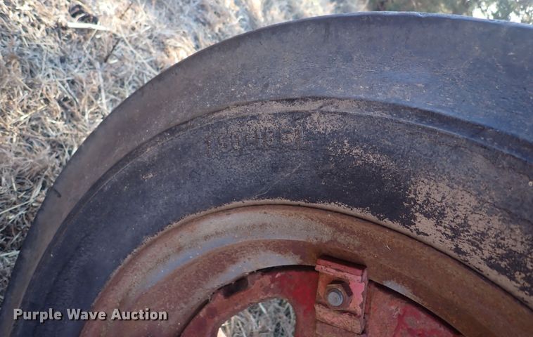 image for item DQ3888 McCormick W9  tractor