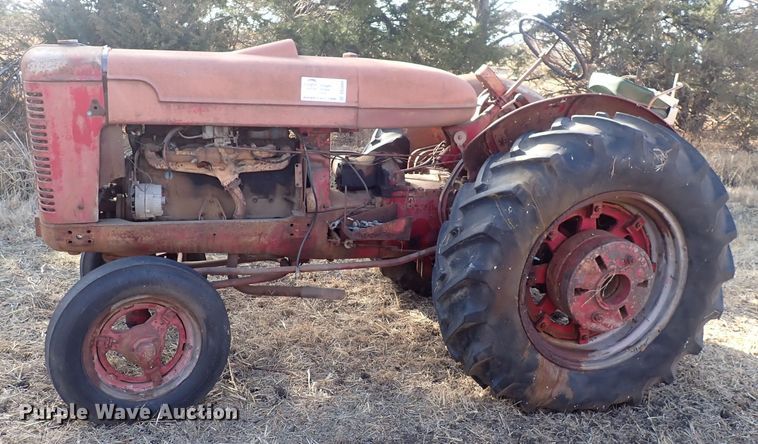 image for item DQ3889 McCormick-Deering  tractor